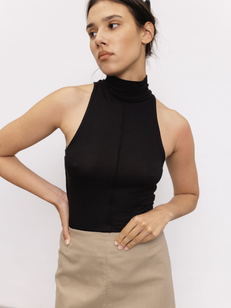 Line tank top