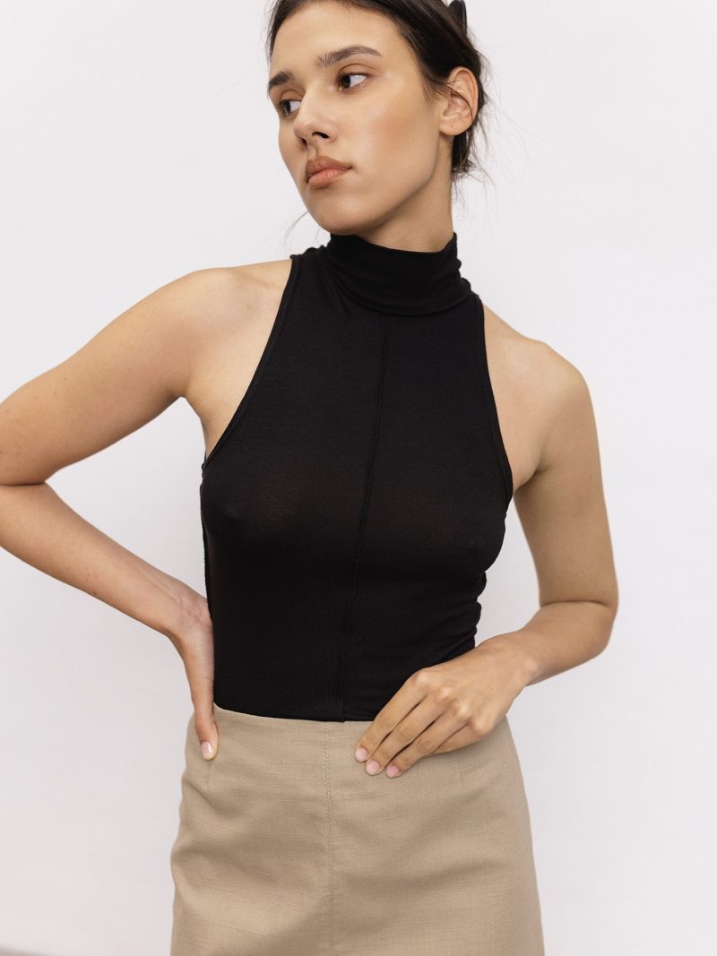Line tank top
